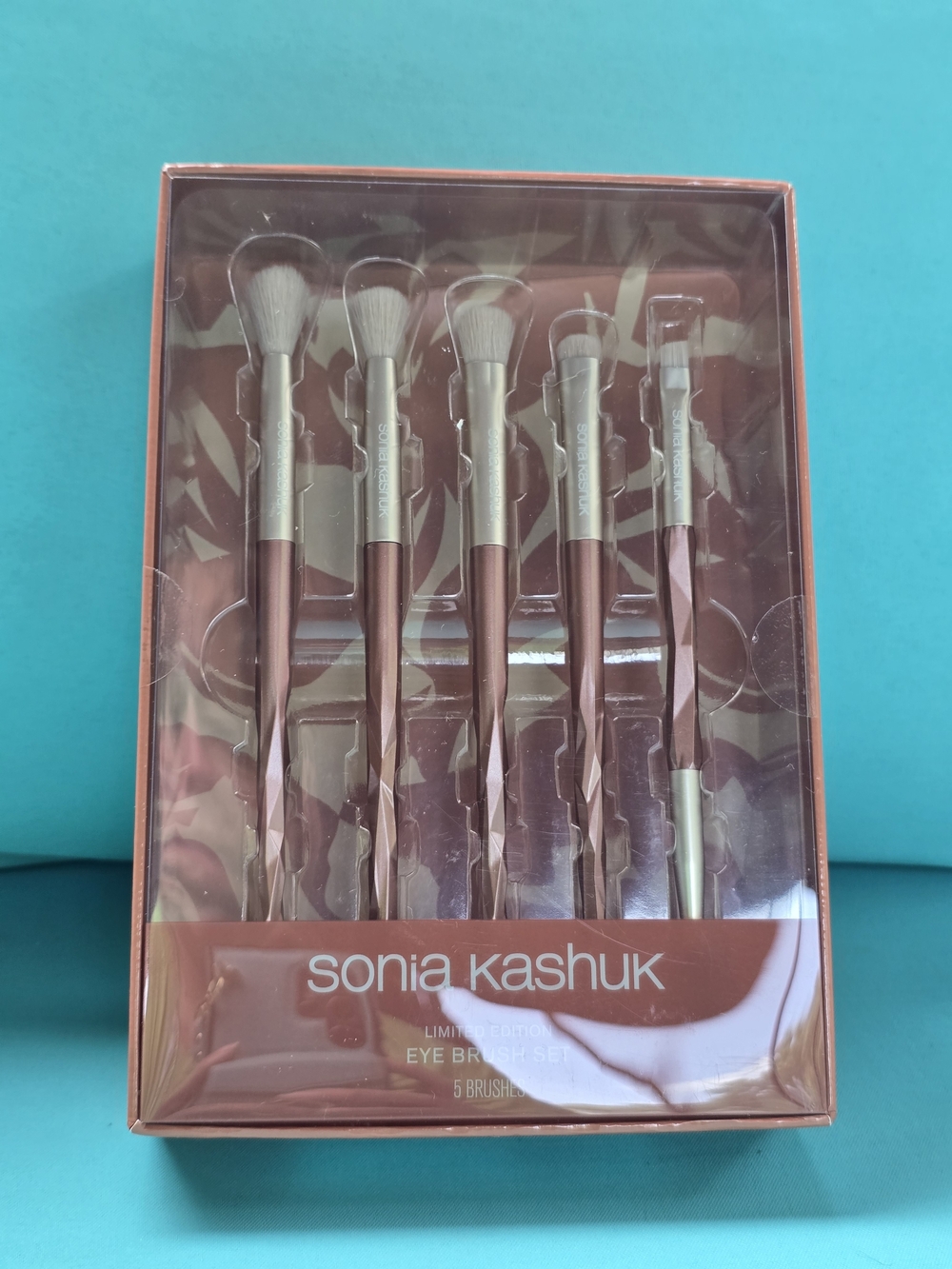 Sonia Kashuk Makeup Brush Set & Pink Headband 4 Piece Gift Bundle - Picture 4 of 6
